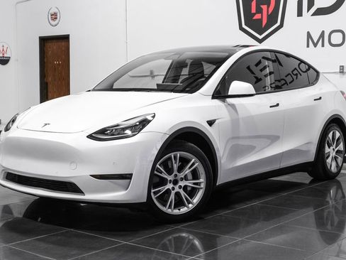 Used 2021 Tesla Model Y Long Range AWD/4WD image 7