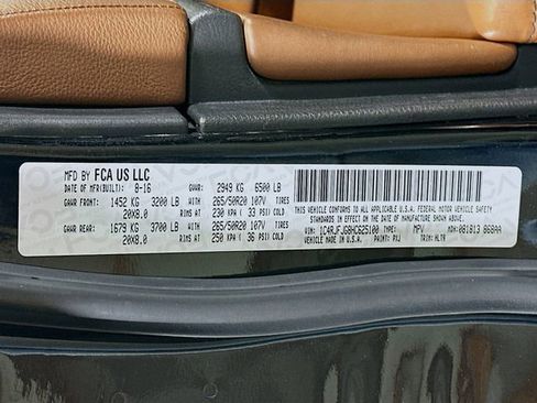 Used 2017 Jeep Grand Cherokee Summit w/ Platinum Series Group image 34