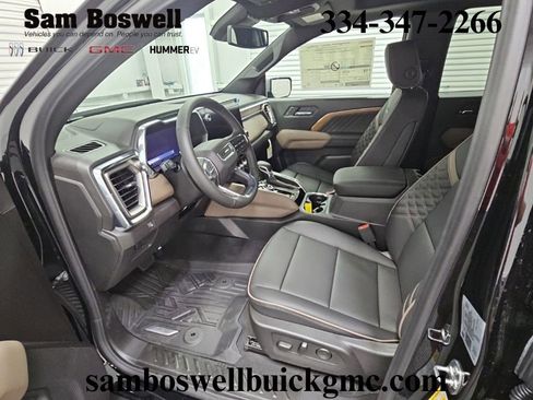 New 2026 GMC Canyon Denali AWD/4WD image 9
