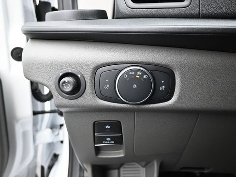 New 2026 Ford Transit 150 148 Medium Roof w/ Load Area Protection Package image 11