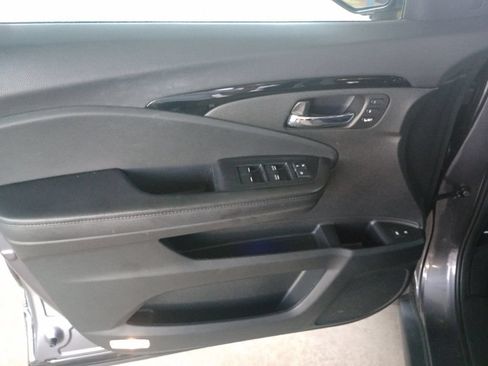 Used 2022 Honda Pilot Touring image 19