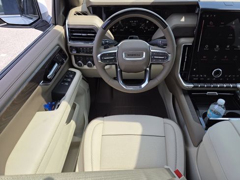 New 2026 GMC Yukon Denali w/ Denali Reserve Package AWD/4WD image 33
