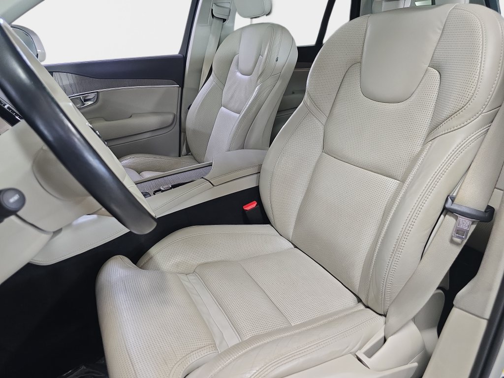 Used 2021 Volvo XC90 T6 Inscription w/ Advanced Package AWD/4WD image 17