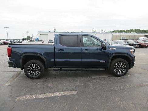 Used 2020 GMC Sierra 1500 AT4 w/ AT4 Premium Package AWD/4WD image 4