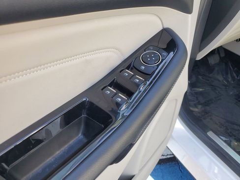 Used 2018 Ford Edge Titanium w/ Equipment Group 302A image 26