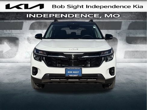 Certified 2024 Kia Seltos X-Line image 24