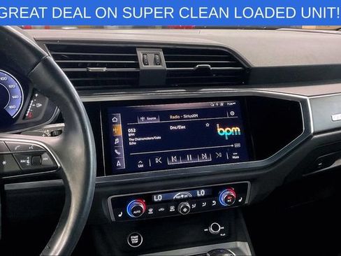 Used 2021 Audi Q3 2.0T Premium Plus w/ Premium Plus Package AWD/4WD image 6