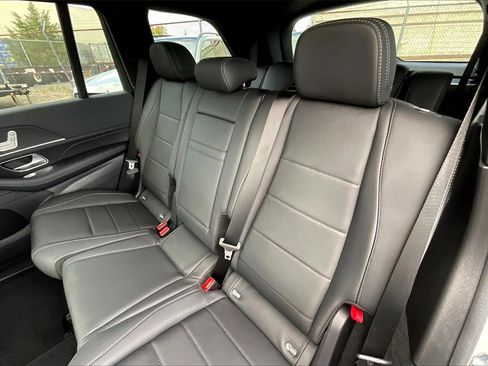 New 2026 Mercedes-Benz GLS 450 4MATIC image 10
