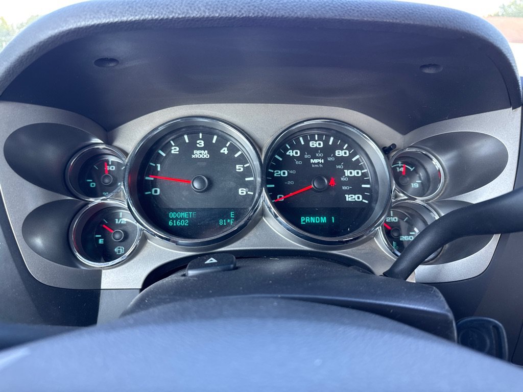 Used 2012 Chevrolet Silverado 2500 LT AWD/4WD image 17
