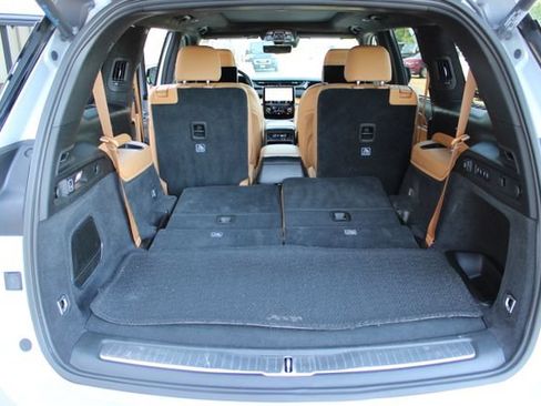 Used 2024 Jeep Grand Cherokee L Summit AWD/4WD image 45
