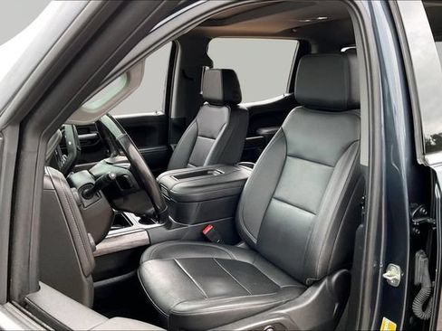 Used 2022 Chevrolet Silverado 1500 LTZ w/ LTZ Premium Package AWD/4WD image 15