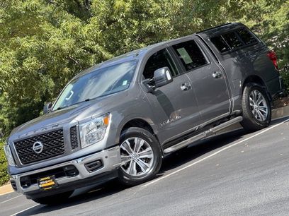 Used 2019 Nissan Titan SV w/ SV Convenience Package