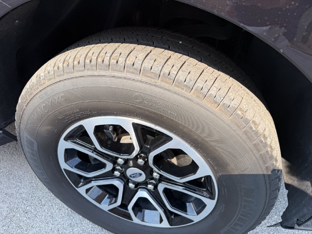 Used 2024 Ford Expedition Max XLT AWD/4WD image 12