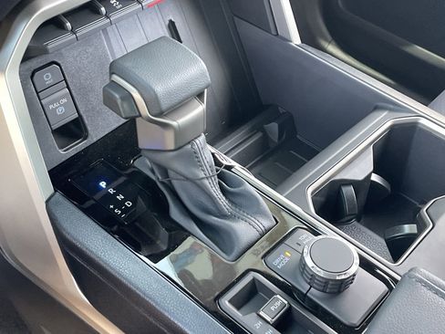 New 2026 Toyota Tundra SR5 AWD/4WD image 12