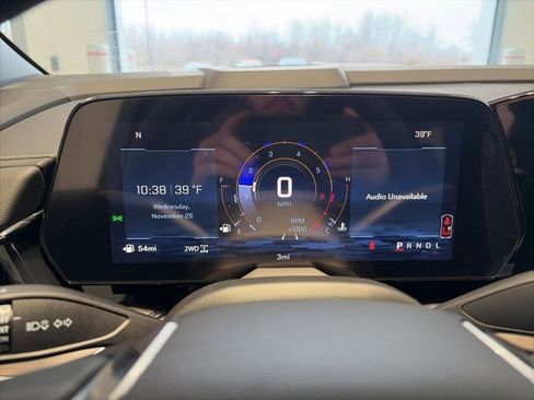 New 2026 Chevrolet Suburban Premier image 22