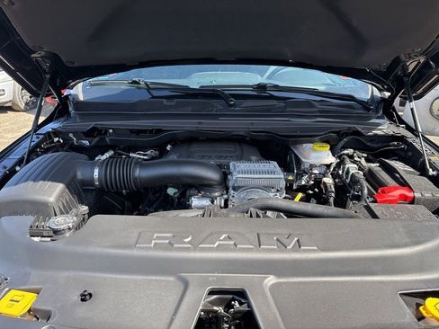 New 2026 RAM 1500 4x4 Crew Cab image 30