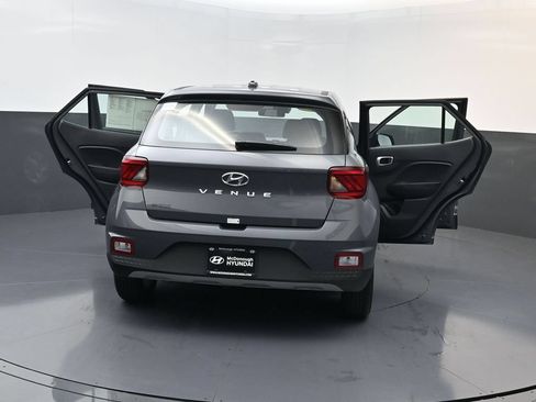 Certified 2026 Hyundai Venue SE FWD image 29