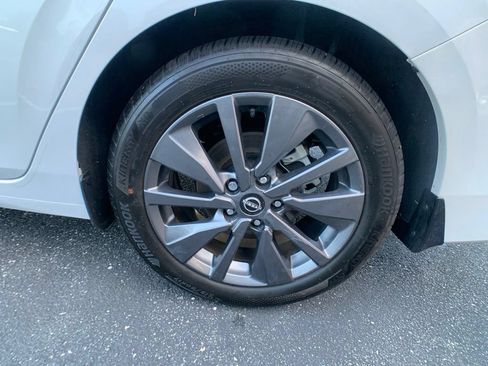 Certified 2026 Nissan Sentra SL w/ Floor Mat Package FWD image 37