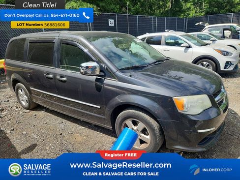 Used 2012 Dodge Grand Caravan SXT w/ Entertainment Group 1 FWD image 5