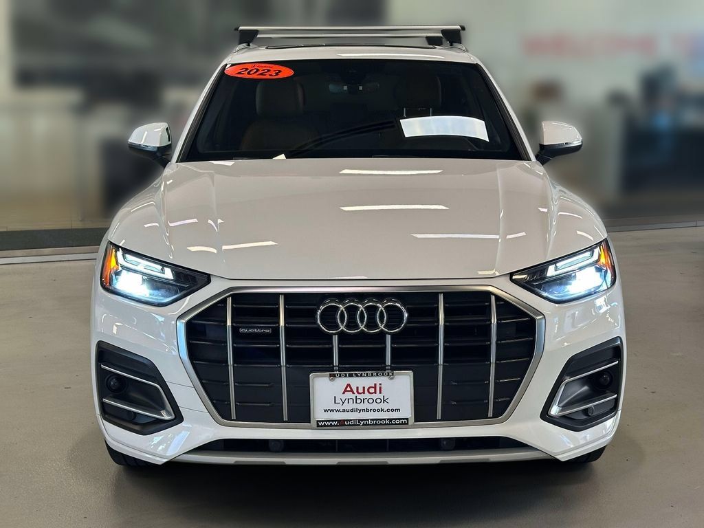Used 2023 Audi Q5 Premium w/ Convenience Package AWD/4WD image 2