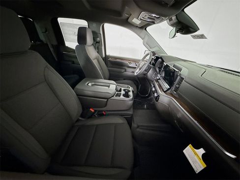 New 2026 GMC Sierra 1500 SLE w/ Preferred Package image 21