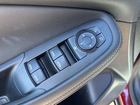 Used 2023 Buick Encore GX Select w/ Safety Package II AWD/4WD image 16