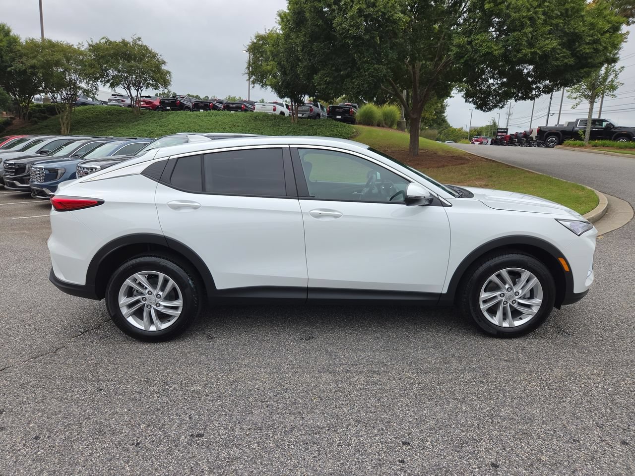 New 2026 Buick Envista Preferred w/ Convenience I Package FWD image 9