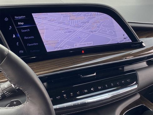 Certified 2024 Cadillac Escalade ESV Sport Platinum w/ LPO, ONYX Package image 28