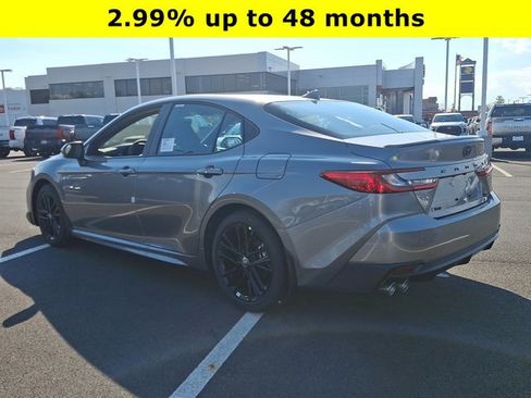 New 2026 Toyota Camry SE FWD image 3