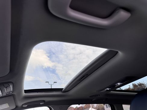 Used 2022 Kia Telluride SX image 19