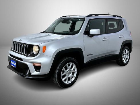 Used 2020 Jeep Renegade Latitude w/ Cold Weather Group image 1