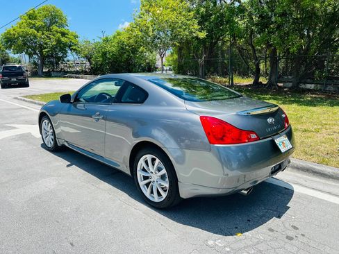 Used 2013 INFINITI G37 x Coupe w/ Premium Pkg AWD/4WD image 3