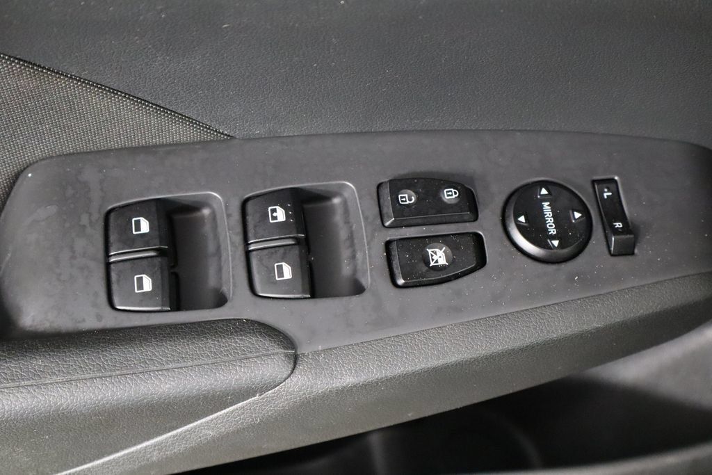 Used 2022 Hyundai Accent SE FWD image 20