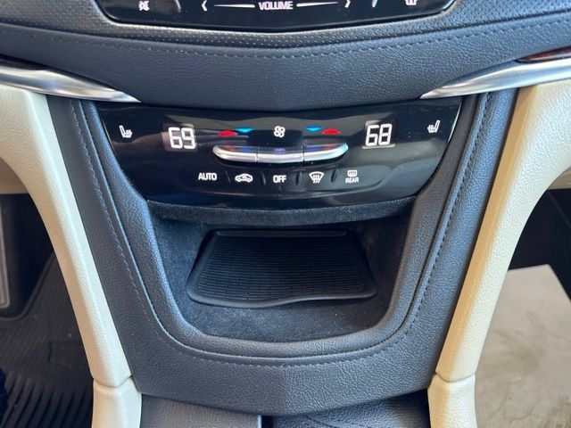Used 2019 Cadillac XT5 Luxury AWD/4WD image 21