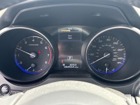 Used 2017 Subaru Legacy 2.5i Limited AWD/4WD image 21