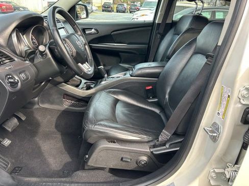 Used 2017 Dodge Journey Crossroad w/ Popular Equipment Group image 14