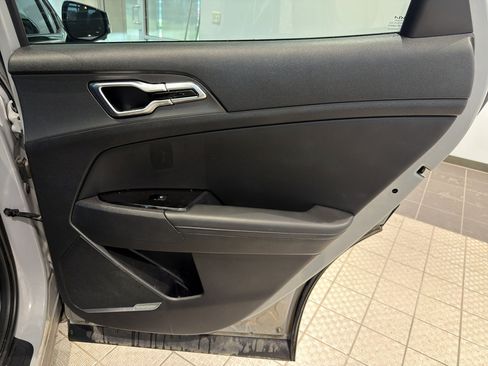 Used 2025 Kia Sportage SX FWD image 23