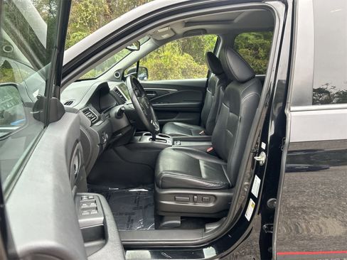 Used 2019 Honda Ridgeline RTL-T image 2