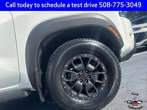 Used 2022 Nissan Frontier PRO-4X w/ Pro-4X Premium Package image 3