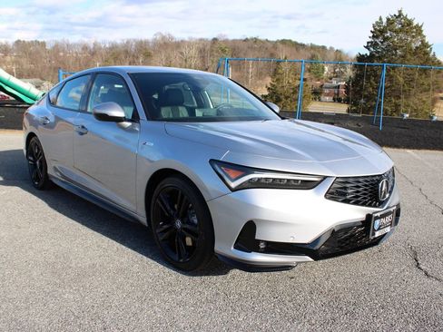 New 2026 Acura Integra A-Spec image 2