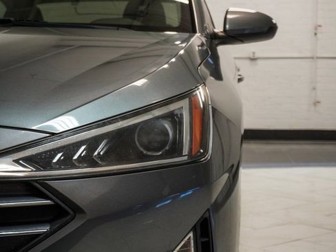 Used 2019 Hyundai Elantra SEL image 40