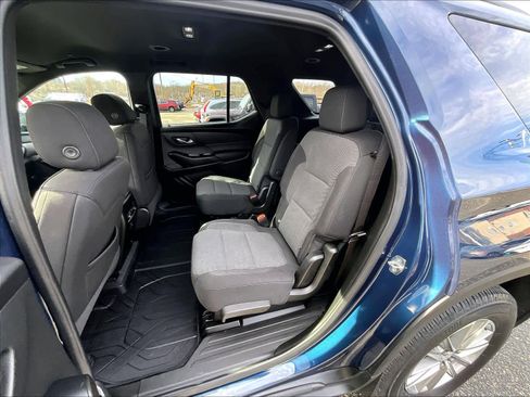 Certified 2022 Chevrolet Traverse LT w/ LPO, Floor Liner Package image 15