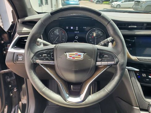 Used 2025 Cadillac XT6 Sport w/ Platinum Package AWD/4WD image 21