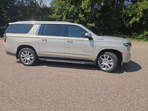 Used 2021 Chevrolet Suburban High Country w/ Max Trailering Package AWD/4WD image 18