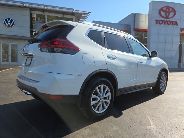 Used 2020 Nissan Rogue SV AWD/4WD image 7