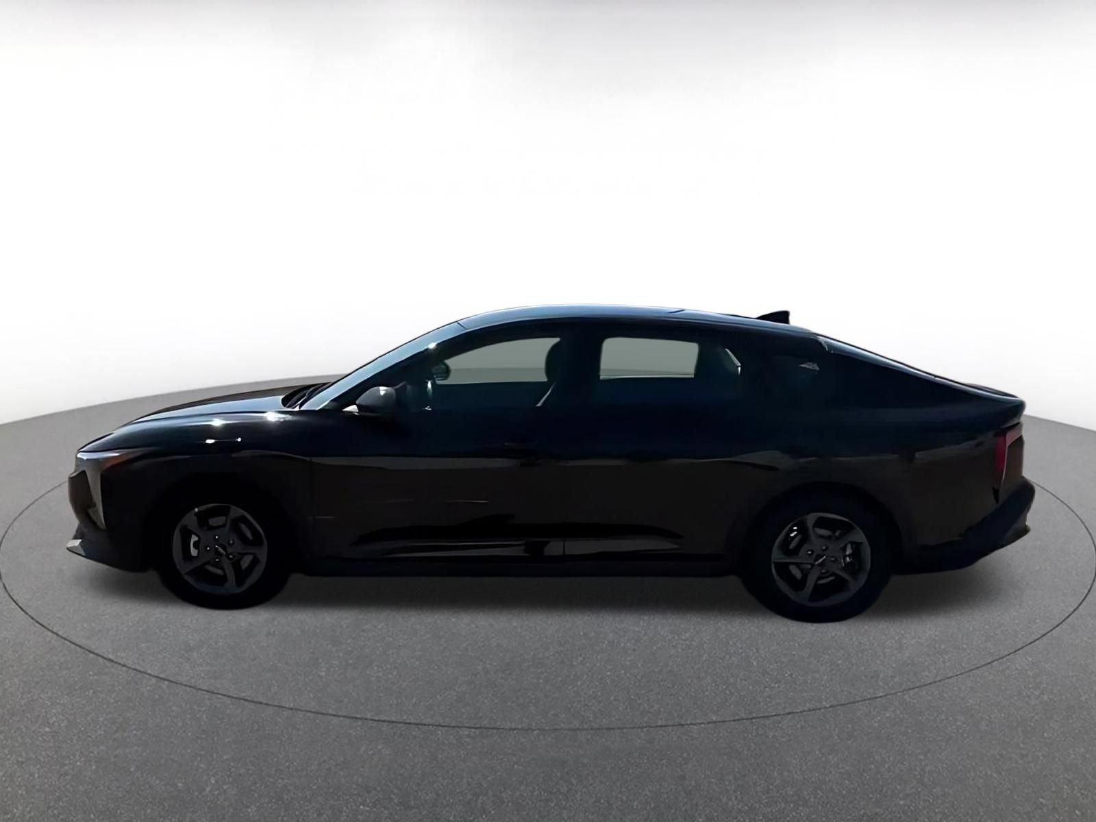 Used 2025 Kia K4 FWD image 8