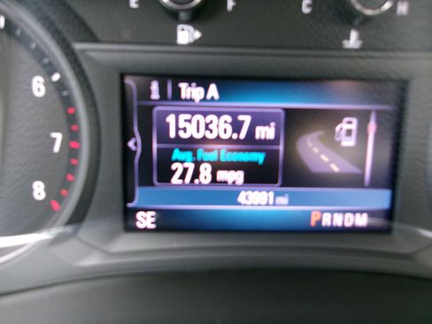 Used 2020 Buick Encore Sport Touring w/ Safety Package image 17