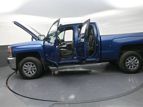 Used 2016 Chevrolet Silverado 2500 LTZ w/ LTZ Plus Package image 38