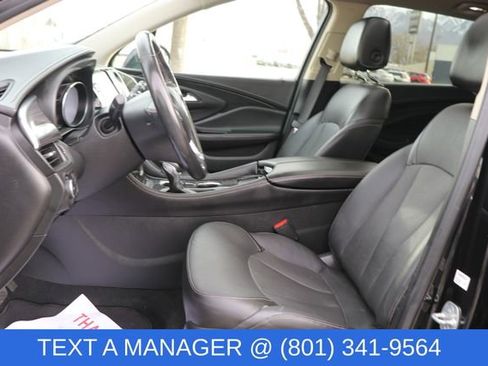 Used 2017 Buick Envision Essence image 18