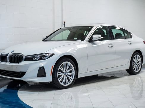 Used 2024 BMW 330i xDrive 330i xDrive image 4